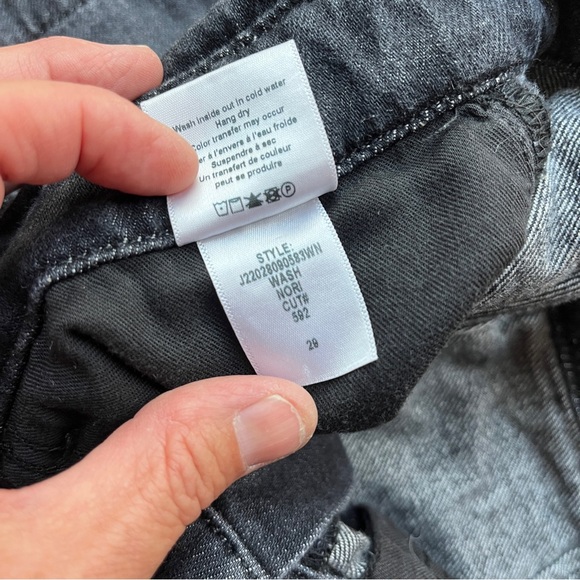 Veronica Beard Nori High Rise Paperbag Waist Denim Shorts Washed Onyx Sz 29 - Picture 9 of 12